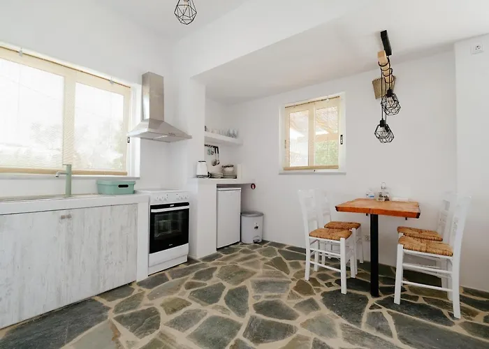 Elia * Ialysos (Rhodes)