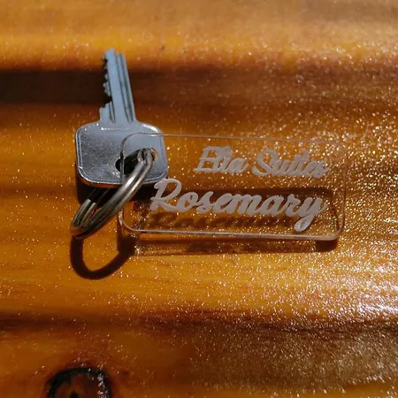 Nyaraló Elia Jaliszósz